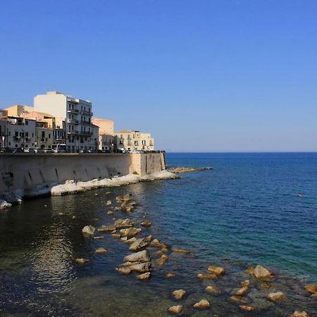 Maniace 57, Ortigia Historic Center, 200 Mt From The Beach Сиракузы Экстерьер фото