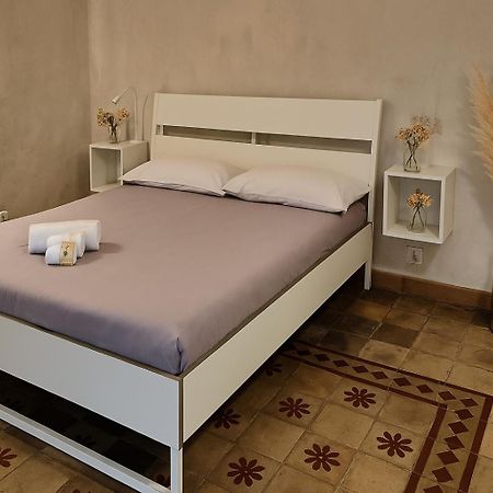 Maniace 57, Ortigia Historic Center, 200 Mt From The Beach Сиракузы Экстерьер фото